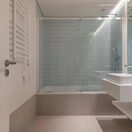 Bayline - Beachfront Pool And Sargo By Bedzy Appartement *