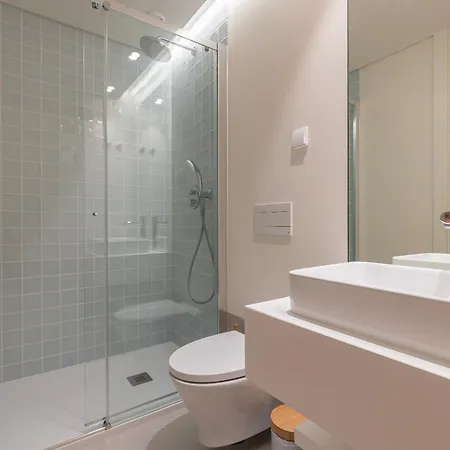 Bayline - Beachfront Pool And Sargo By Bedzy *