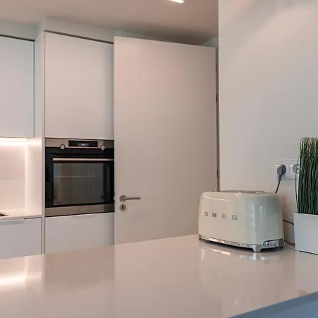 Bayline - Beachfront Pool And Sargo By Bedzy * Armação de Pêra