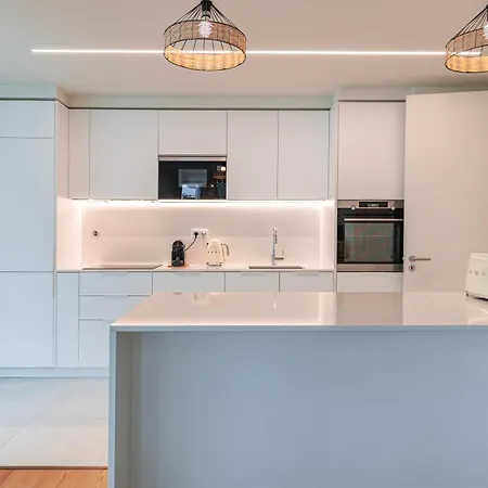 Bayline - Beachfront Pool And Sargo By Bedzy Apartamento Armação de Pêra