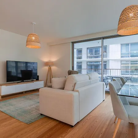 Bayline - Beachfront Pool And Sargo By Bedzy *