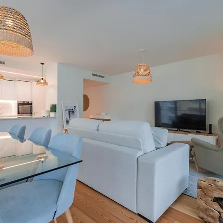 Bayline - Beachfront Pool And Sargo By Bedzy Appartement *