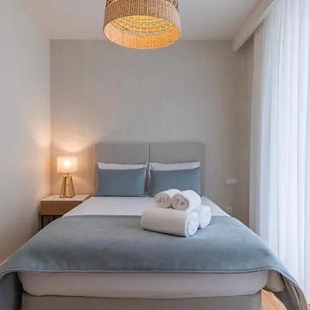 Appartement Bayline - Beachfront Pool And Sargo By Bedzy Armação de Pêra