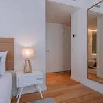 Bayline - Beachfront Pool And Sargo By Bedzy Armação de Pêra
