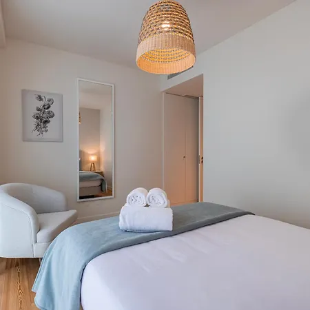 公寓 Bayline - Beachfront Pool And Sargo By Bedzy